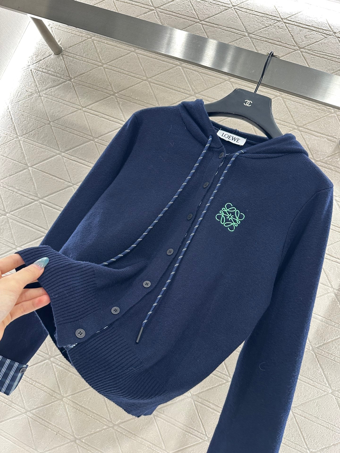 Hooded knitted cardigan