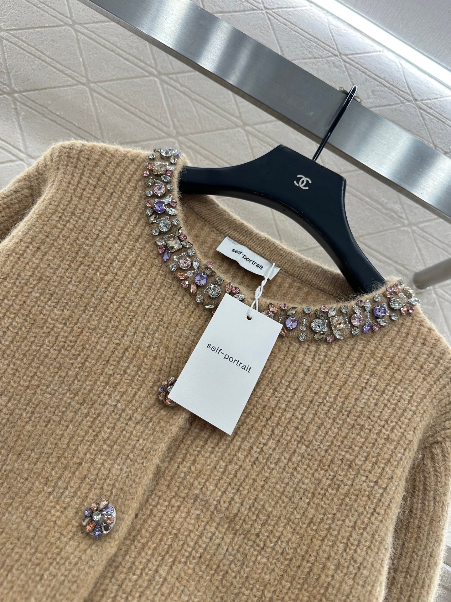 Nail bead knitted cardigan