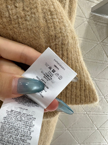 Nail bead knitted cardigan