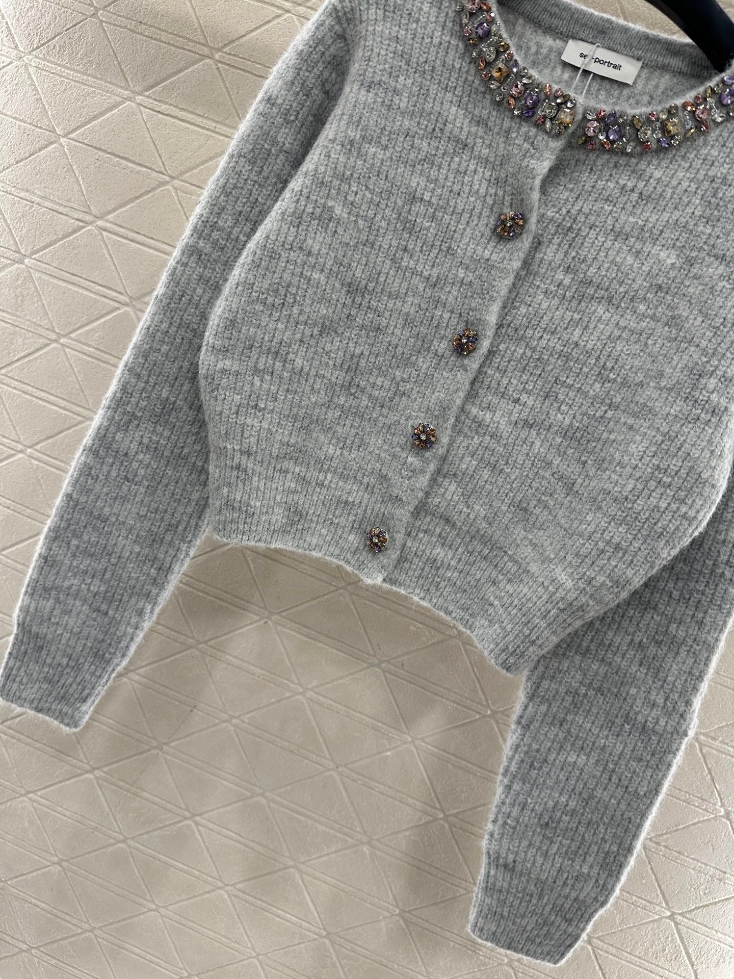 Nail bead knitted cardigan