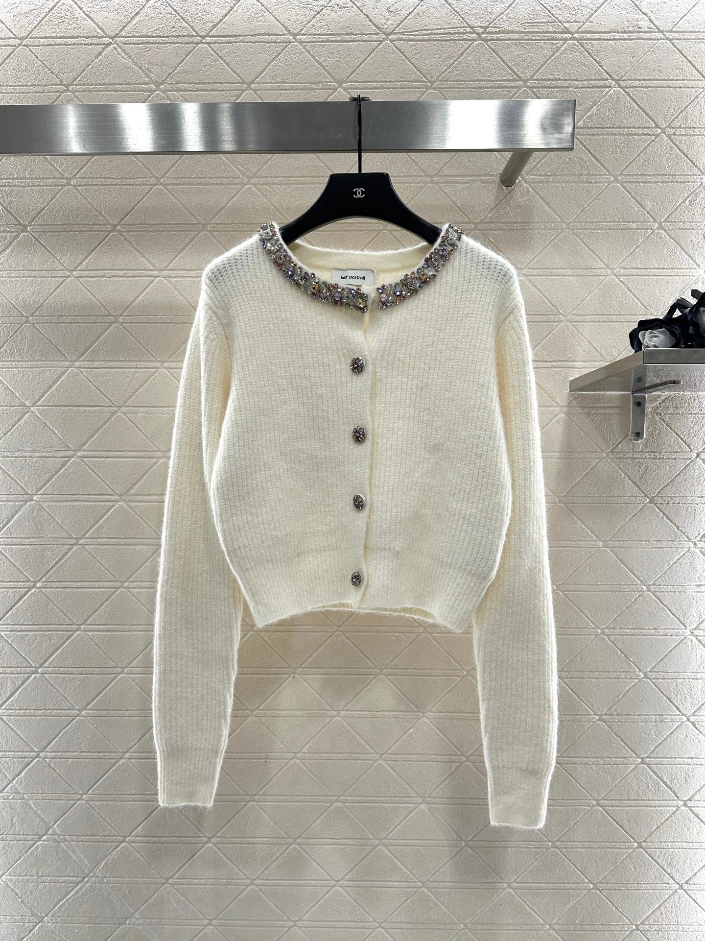 Nail bead knitted cardigan