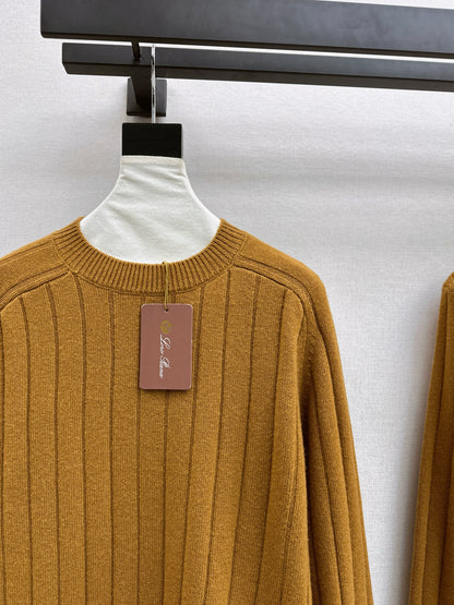 Cashmere wool round neck sweater