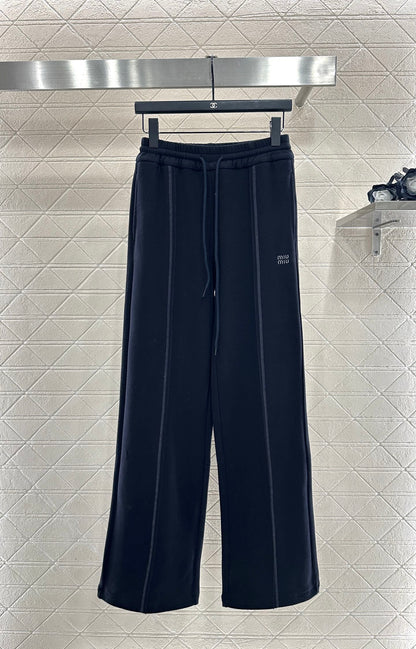 Half open hooded set