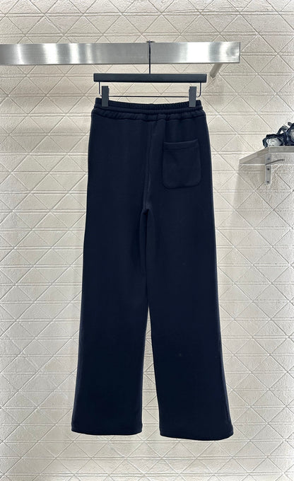 Half open hooded set