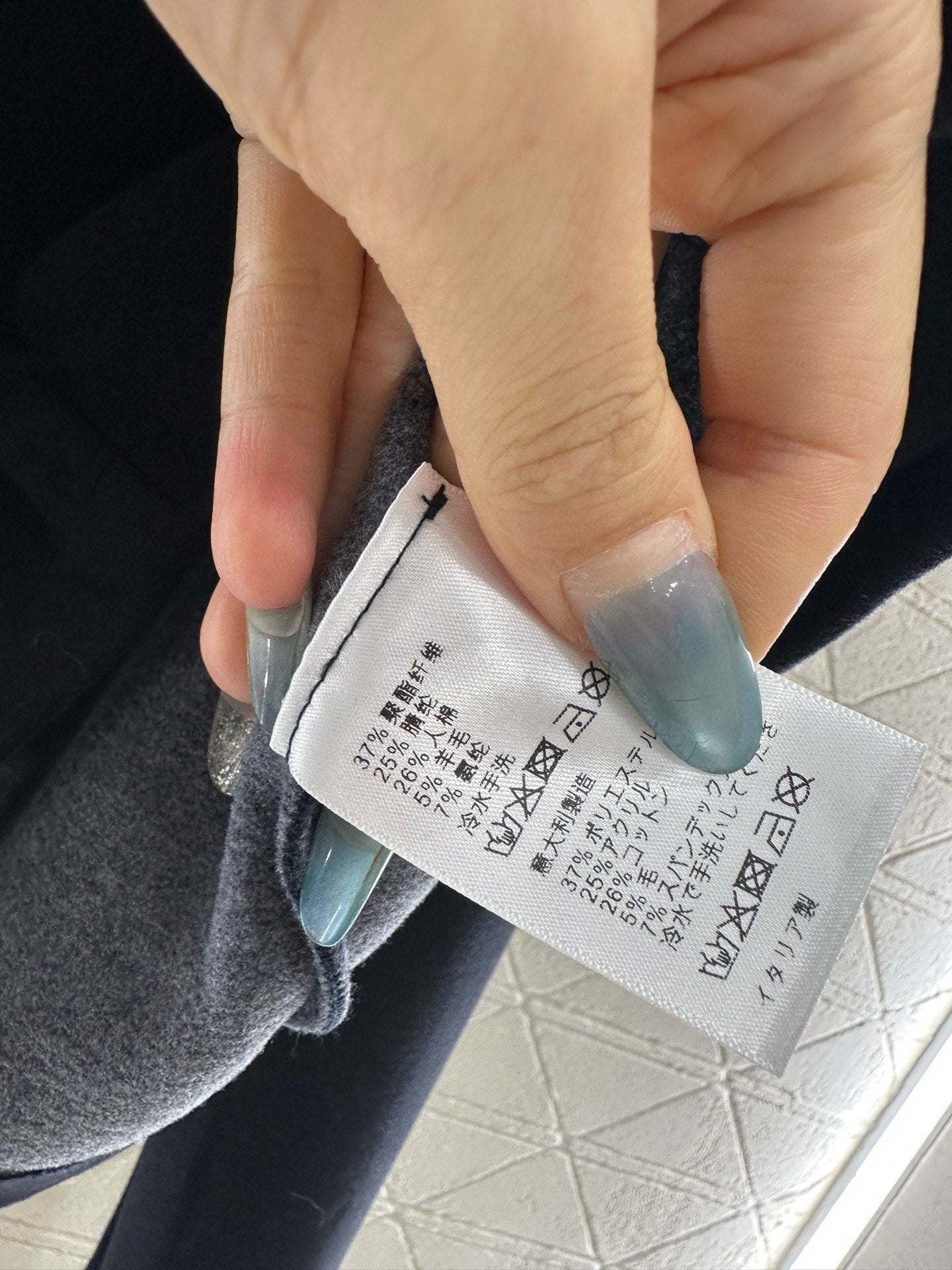 Half open hooded set