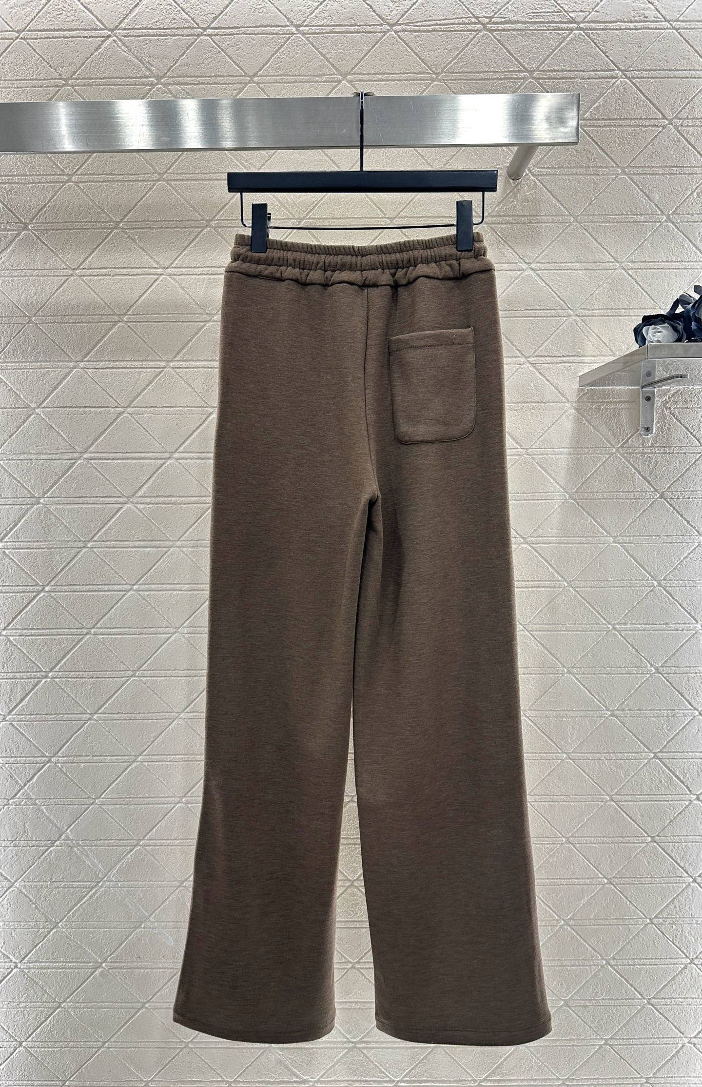 Half open hooded set