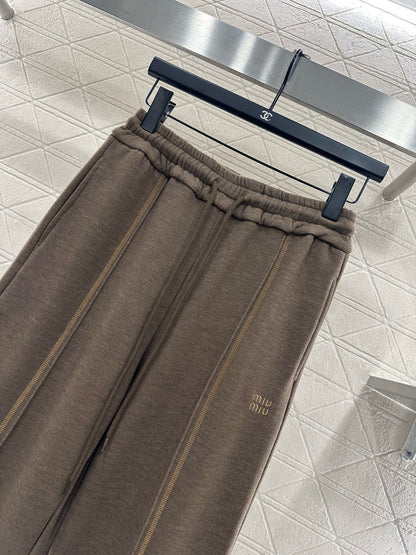 Half open hooded set