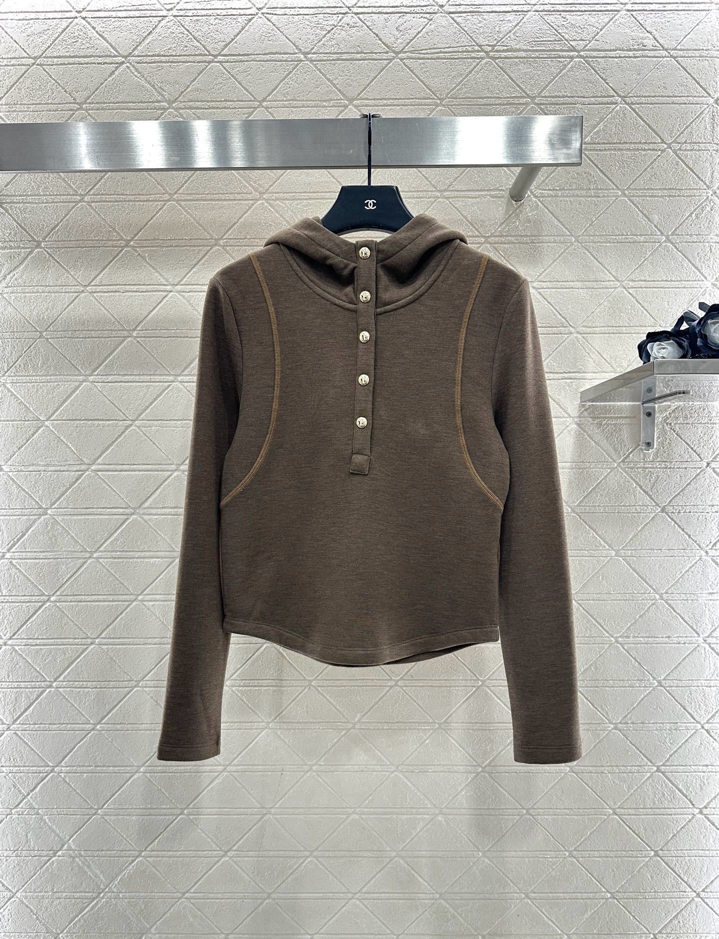 Half open hooded set