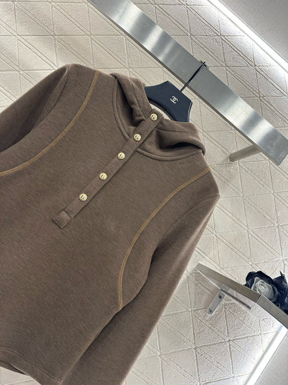 Half open hooded set