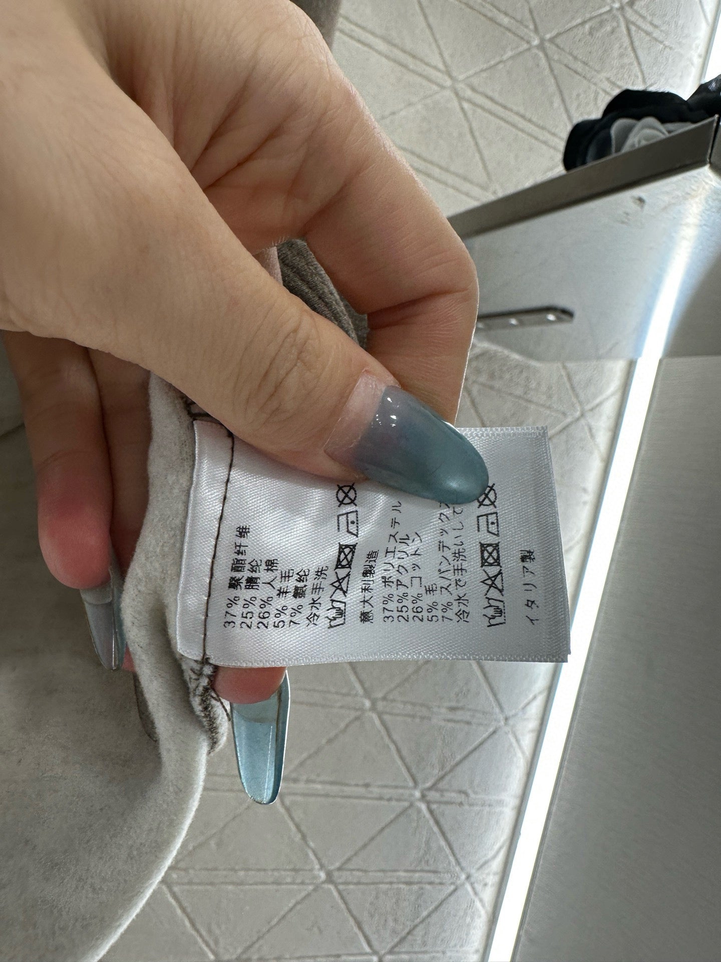 Half open hooded set