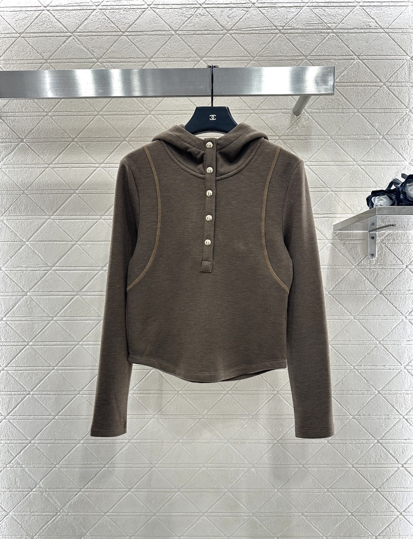 Half open hooded set