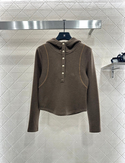 Half open hooded set