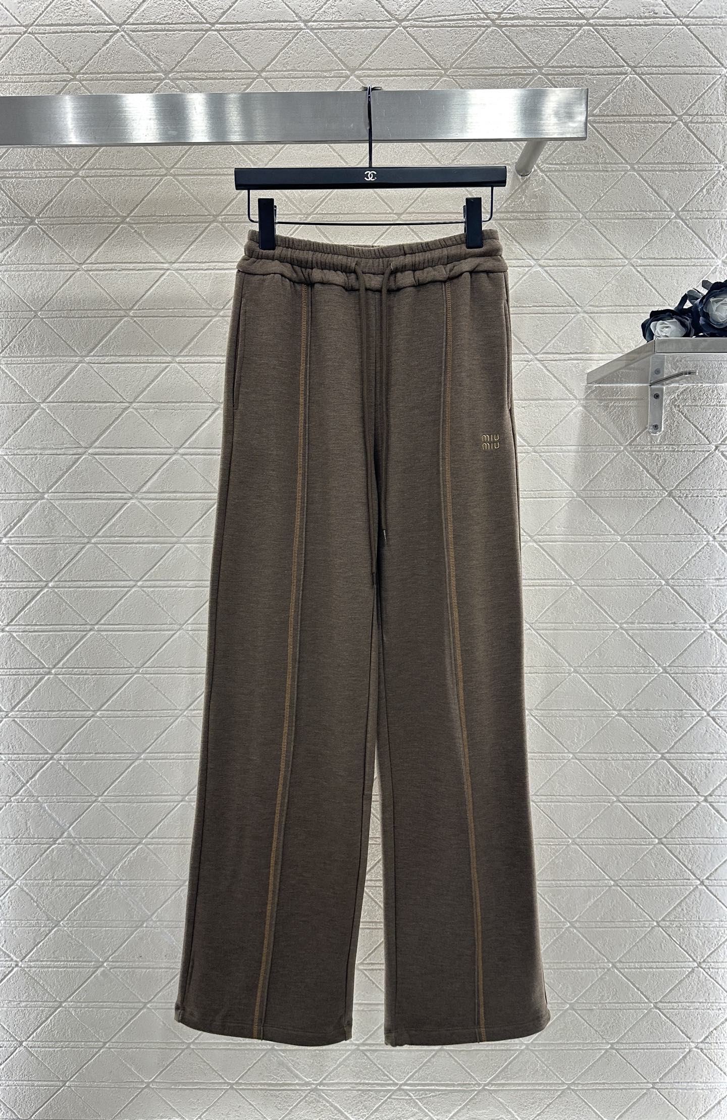 Half open hooded set