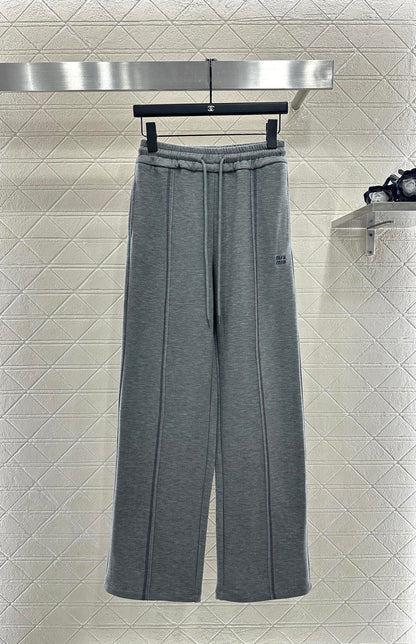 Half open hooded set