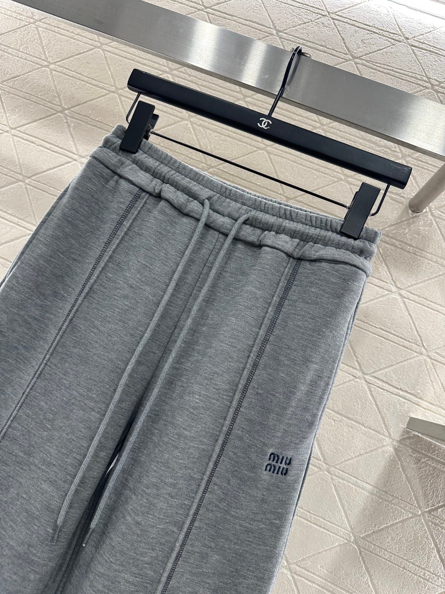 Half open hooded set