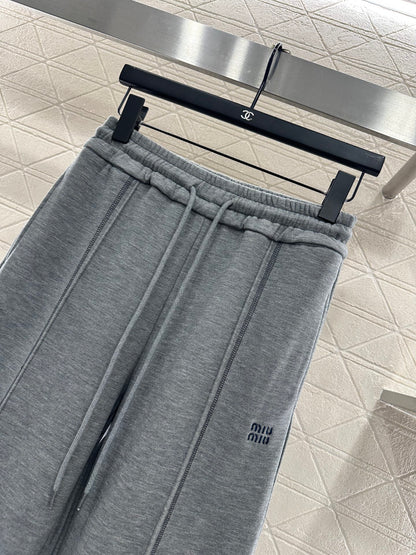 Half open hooded set