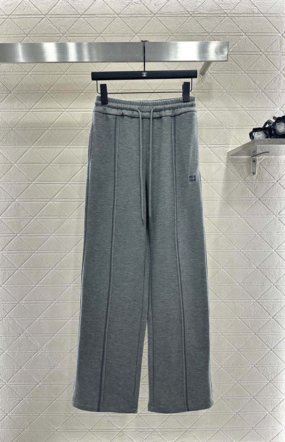 Half open hooded set