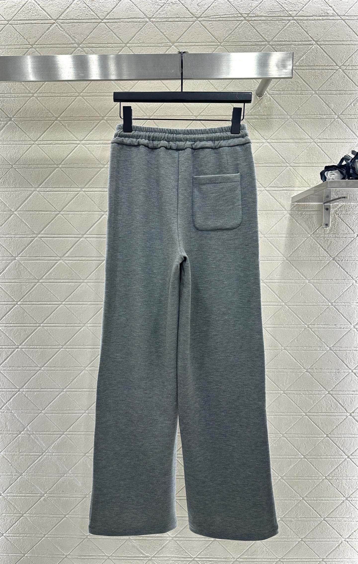 Half open hooded set