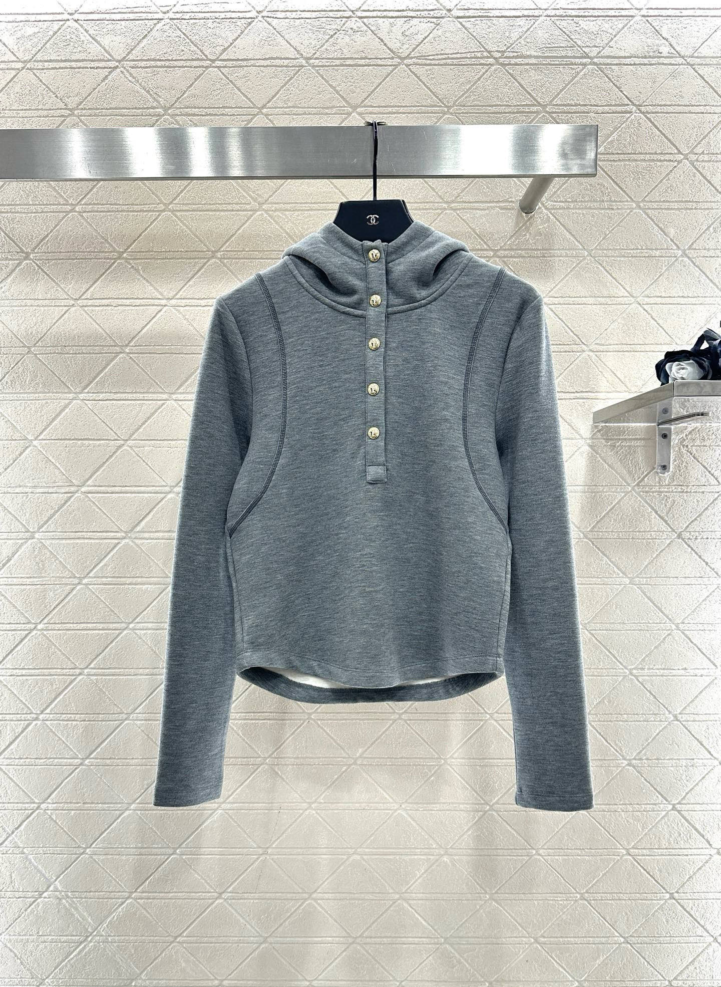 Half open hooded set