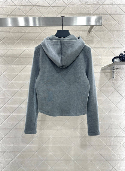 Half open hooded set