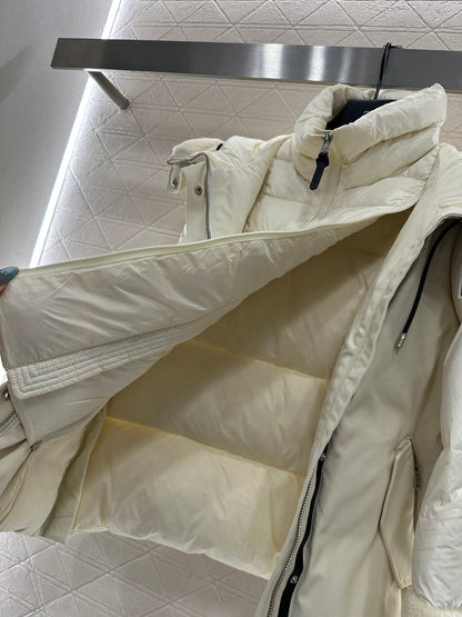 Split fake two-piece down jacket