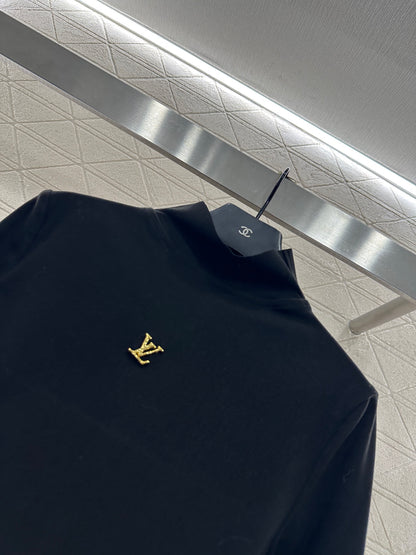 Slim fit letter logo high neck base shirt