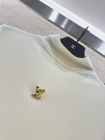 Slim fit letter logo high neck base shirt