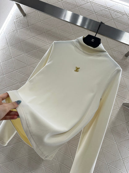 Slim fit letter logo high neck base shirt