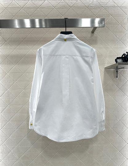 Bordered collar silhouette shirt