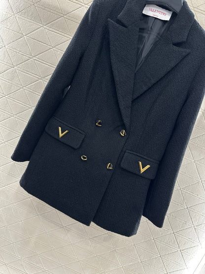 Inlaid gold badge shoulder pad suit jacket