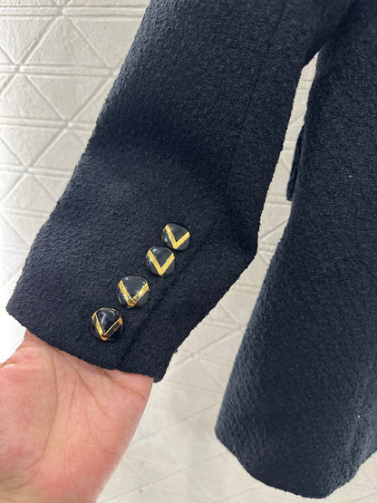Inlaid gold badge shoulder pad suit jacket