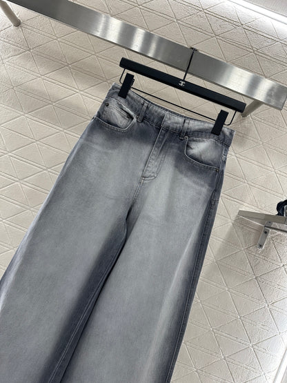 Polish white dyed denim pants