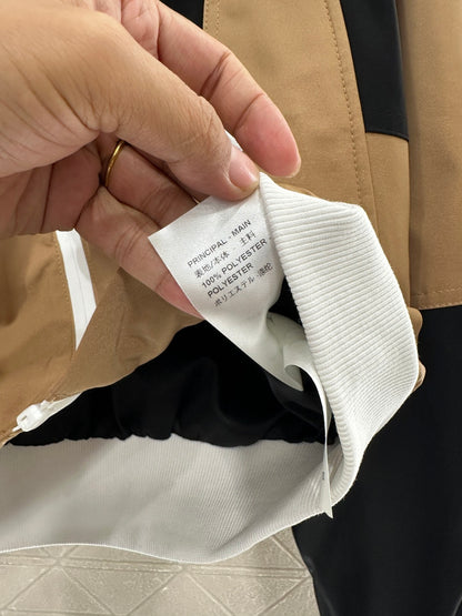 color-blocking jacket