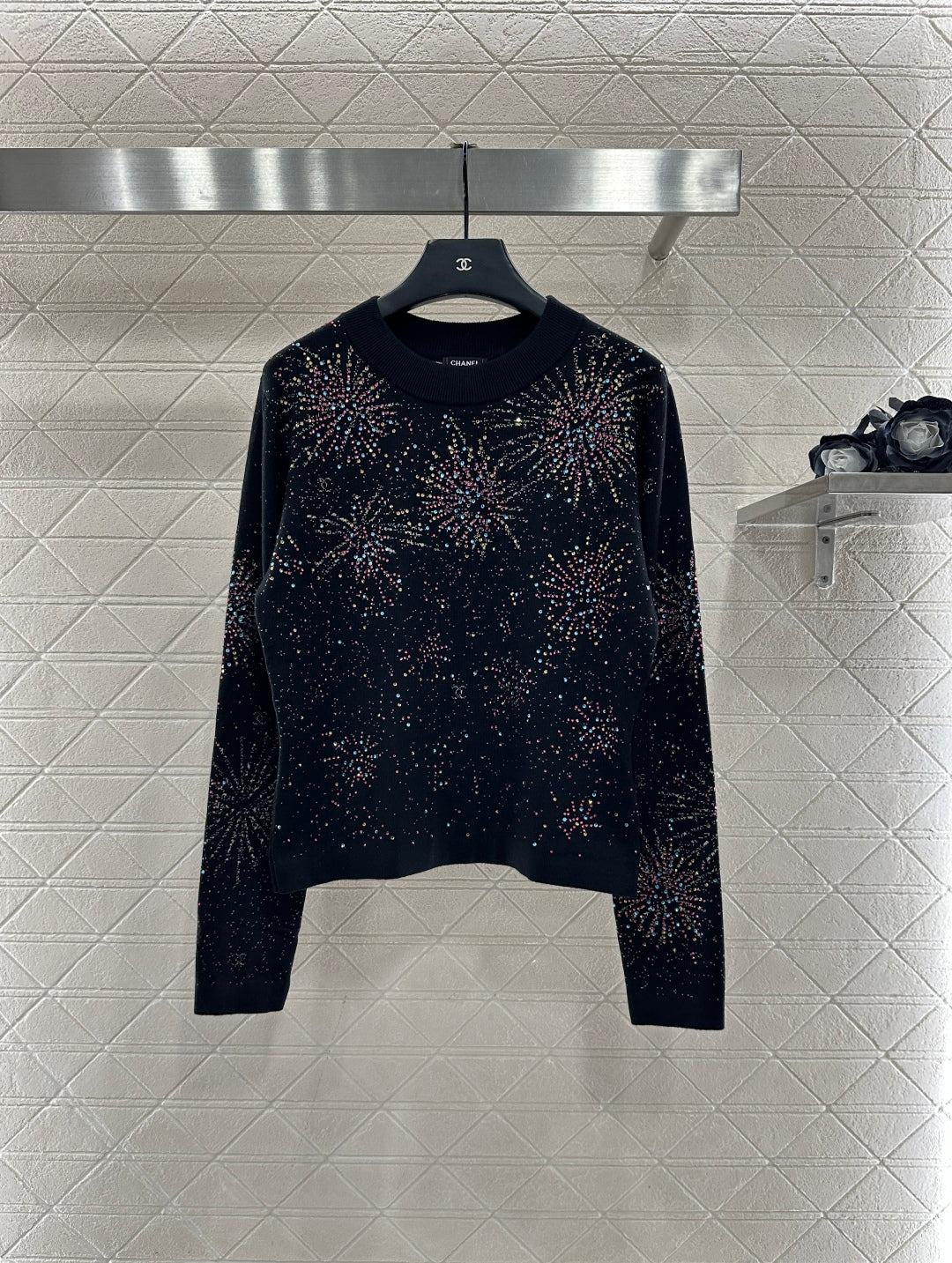 Round neck rhinestone jacquard sweater