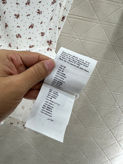 Slim fit U-neck floral vest