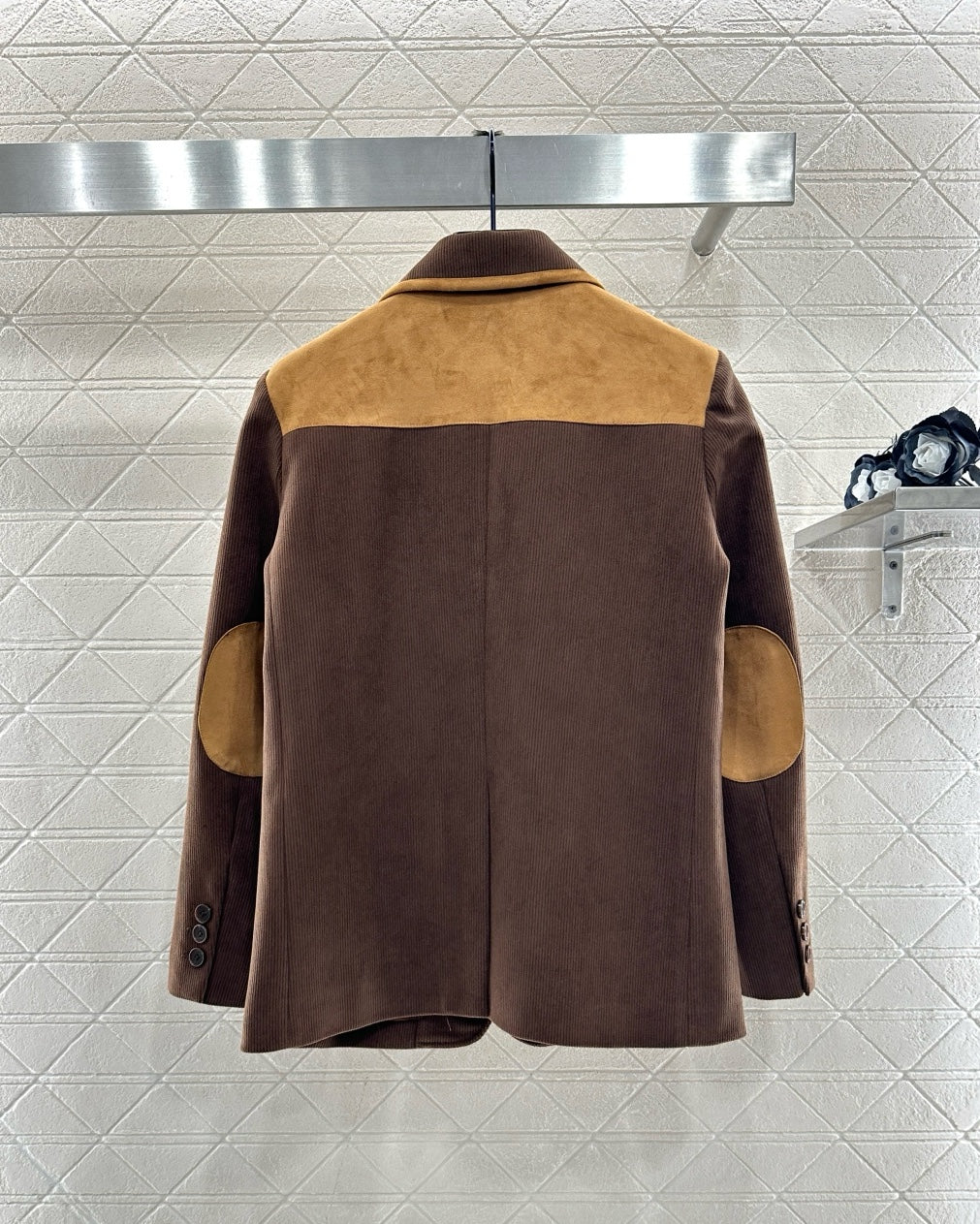 Corduroy contrasting coat