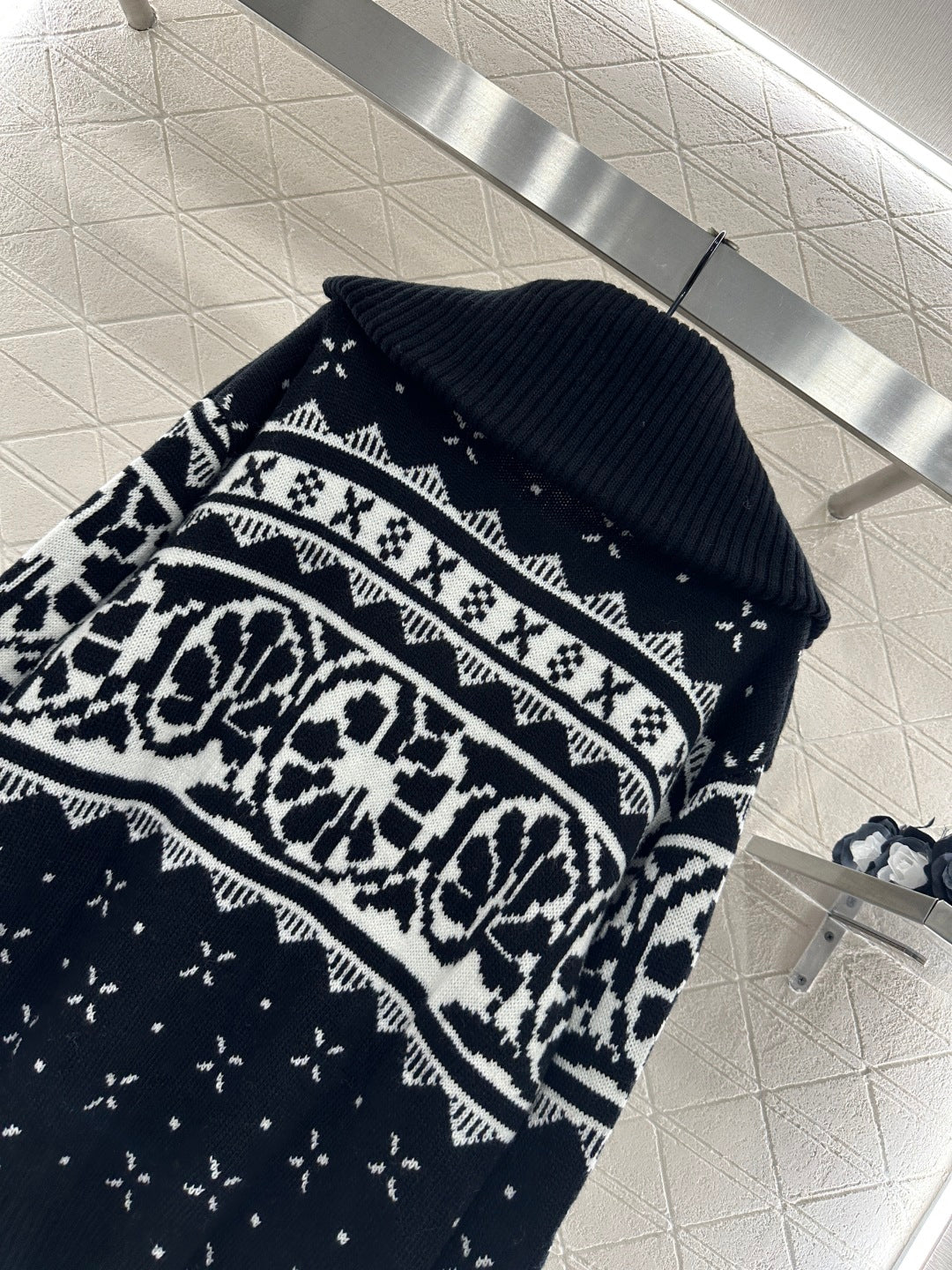 Collar Zipper Fel Island Knitted Coat