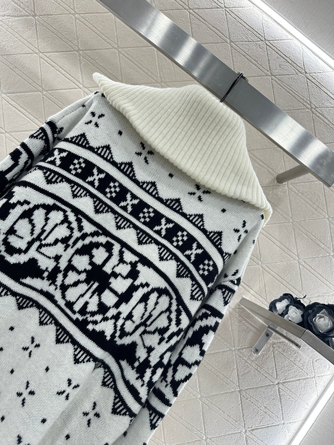 Collar Zipper Fel Island Knitted Coat