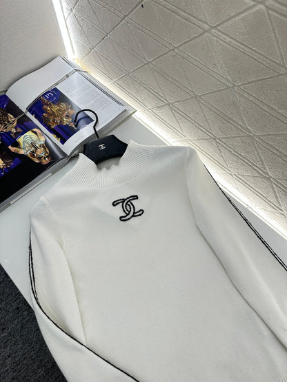 Stand up collar knitted base