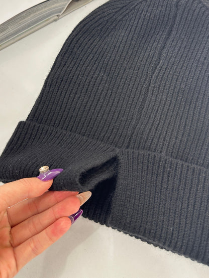 Logo cashmere knitted hat