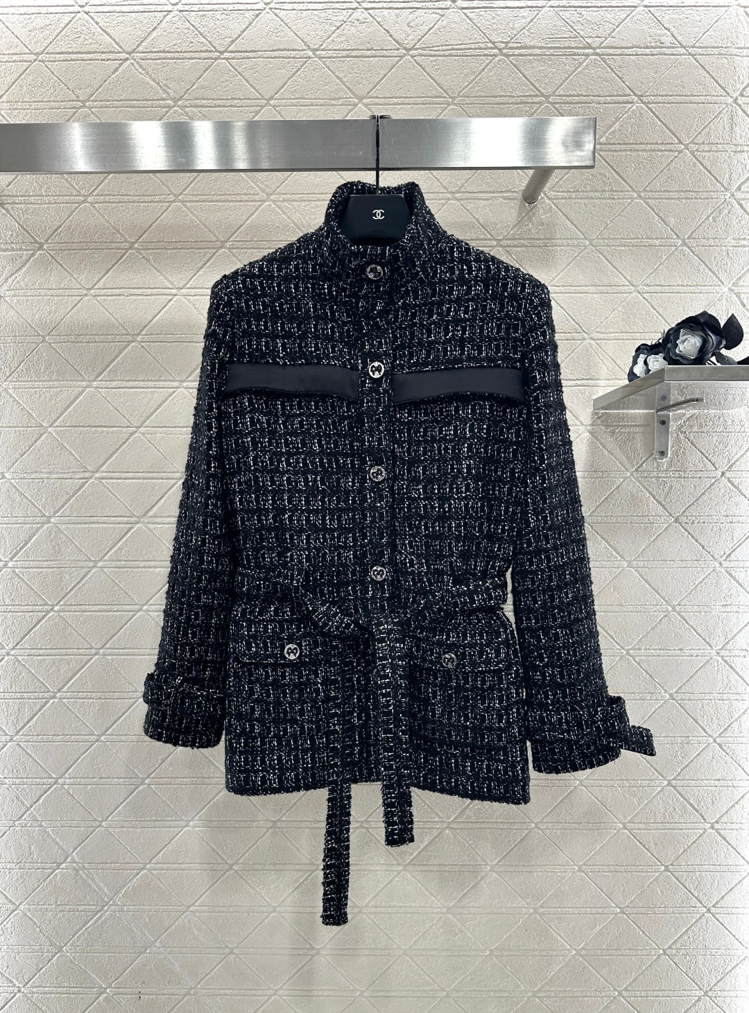 Knitted waistband dress jacket