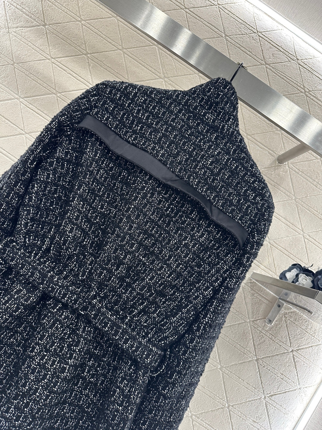 Knitted waistband dress jacket