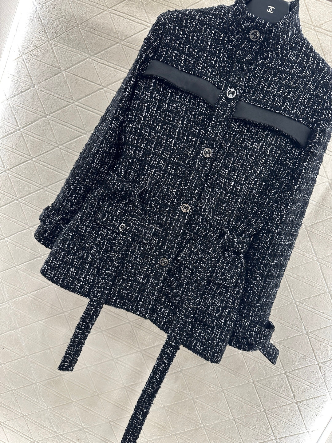 Knitted waistband dress jacket