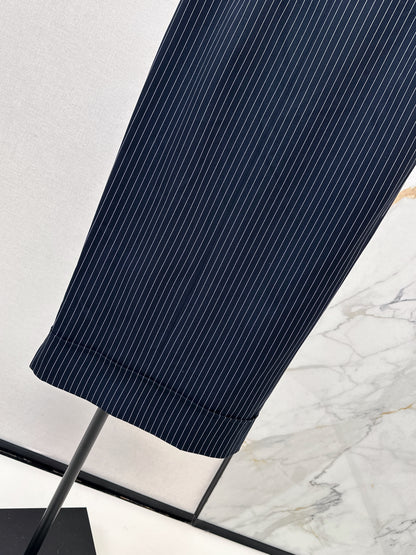 Long high waisted skirt