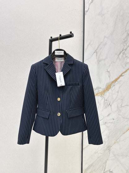 Silhouette double breasted suit jacket
