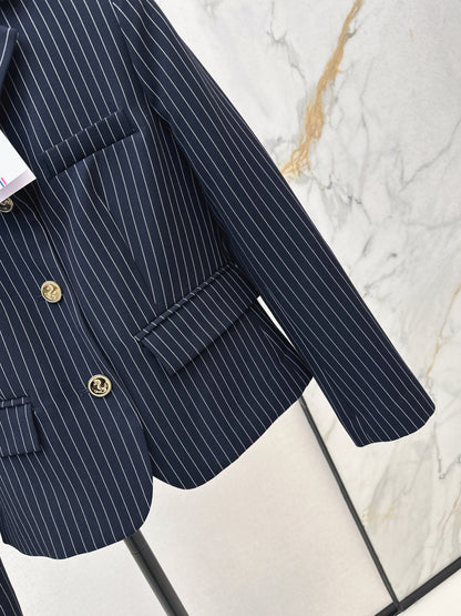 Silhouette double breasted suit jacket