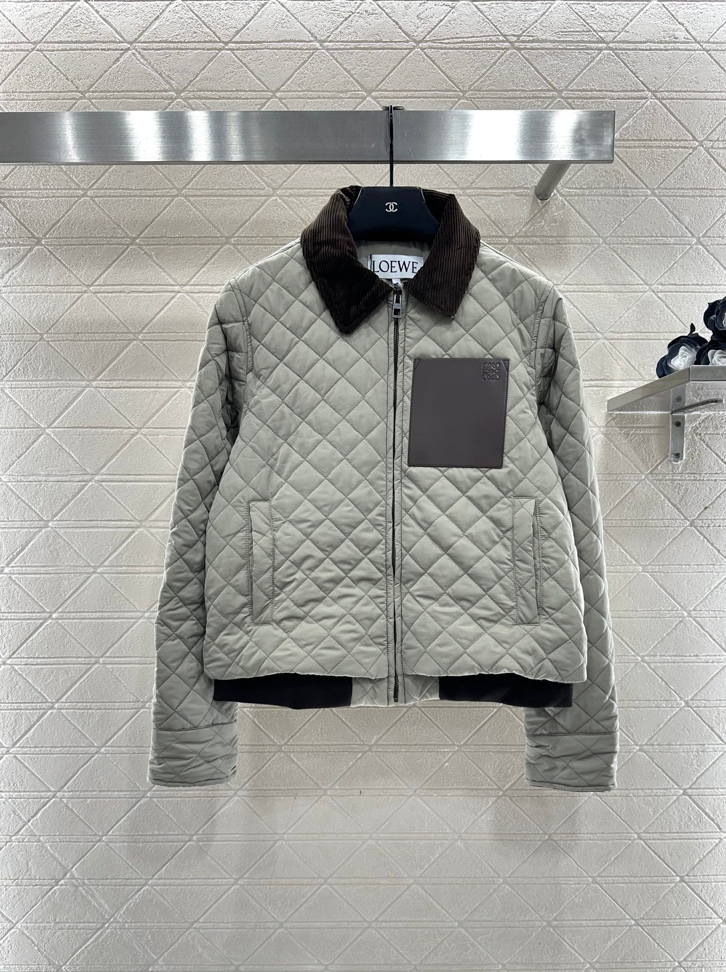 Corduroy collar diamond patterned cotton jacket