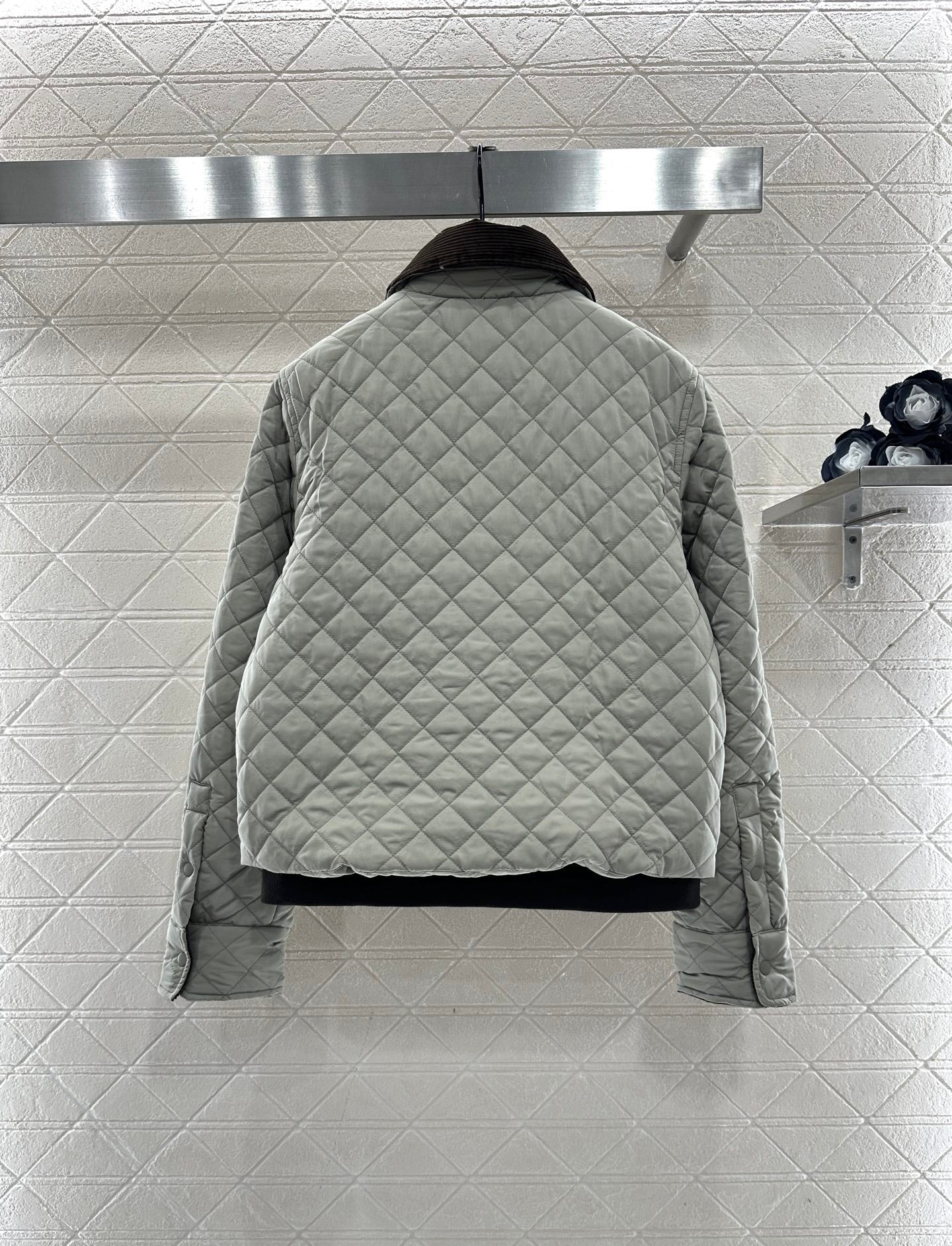 Corduroy collar diamond patterned cotton jacket