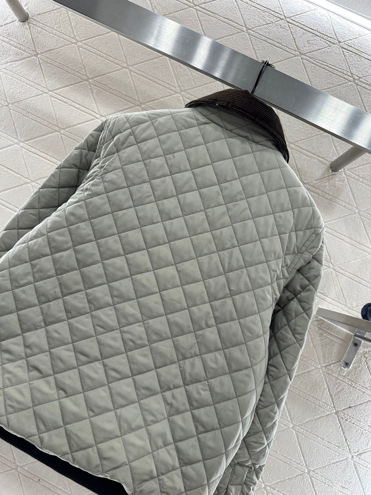 Corduroy collar diamond patterned cotton jacket