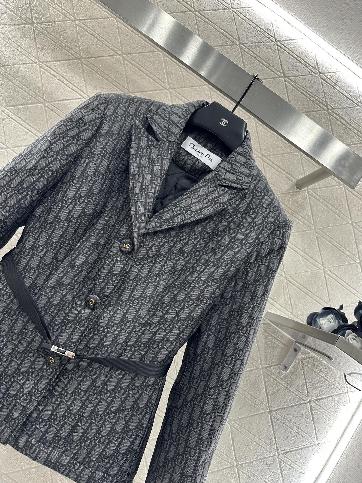 Flip collar jacquard suit jacket